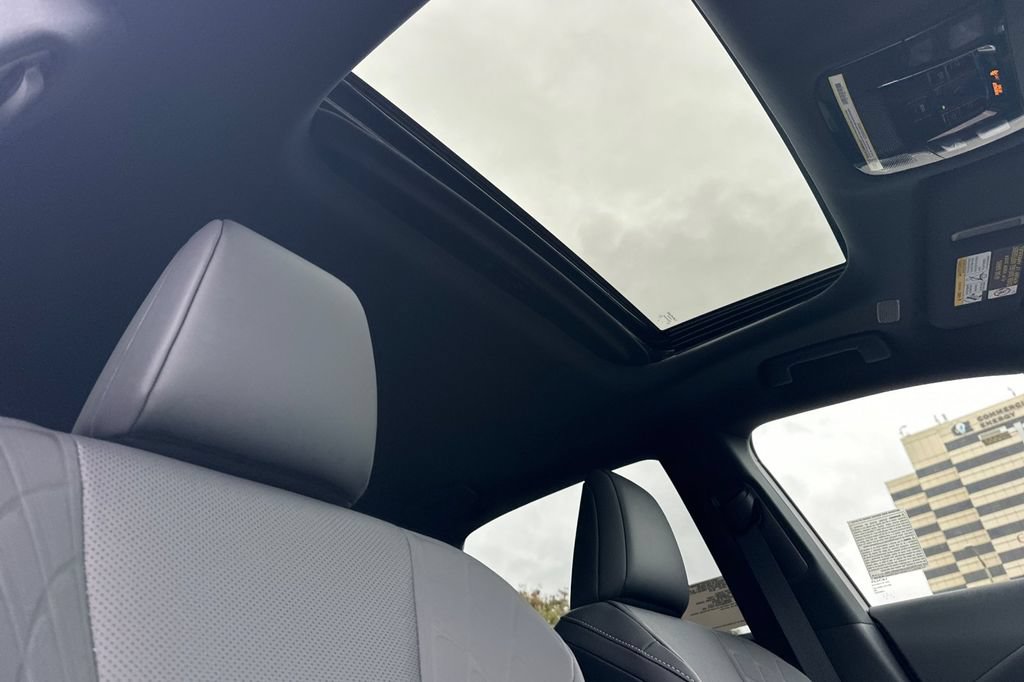 New 2026 Lexus RX 350 AWD w/ Cold Area Package image 17