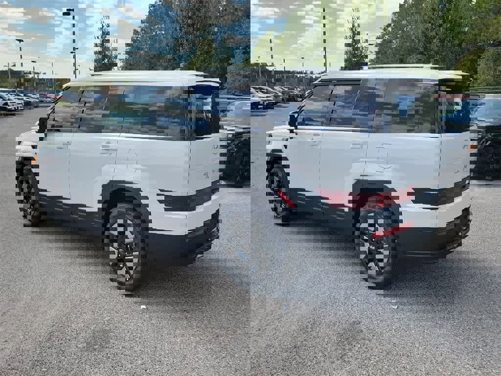 New 2026 Hyundai Santa Fe SE image 2