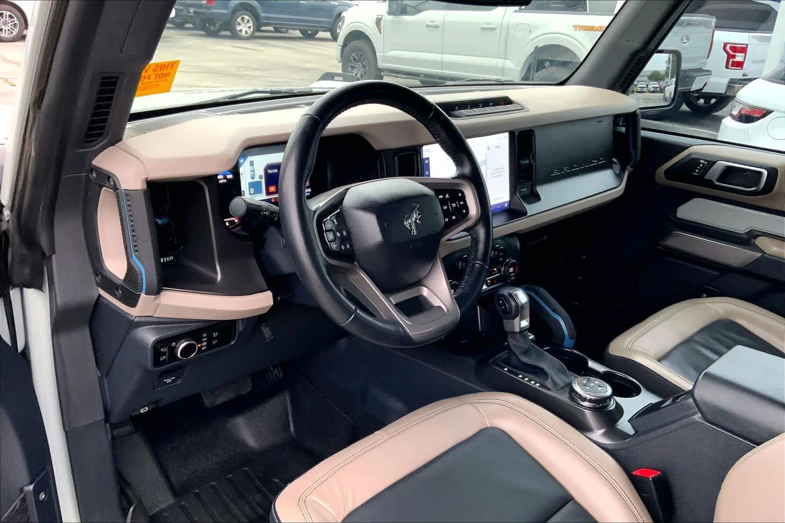 Used 2023 Ford Bronco Wildtrak AWD/4WD image 14