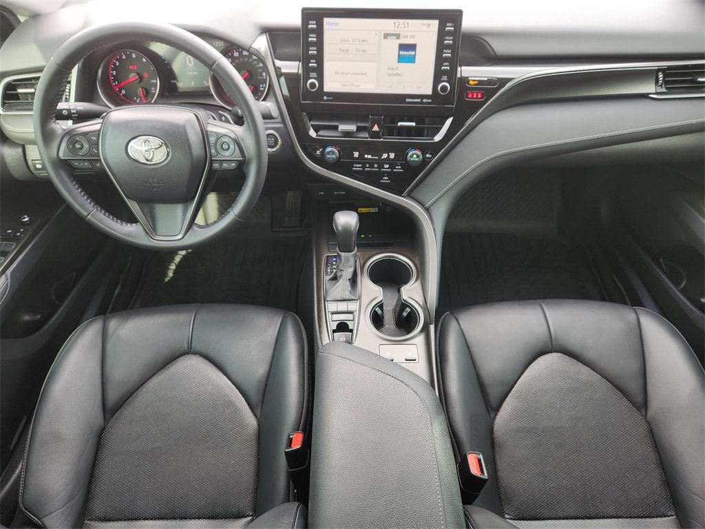 Used 2022 Toyota Camry XSE image 27