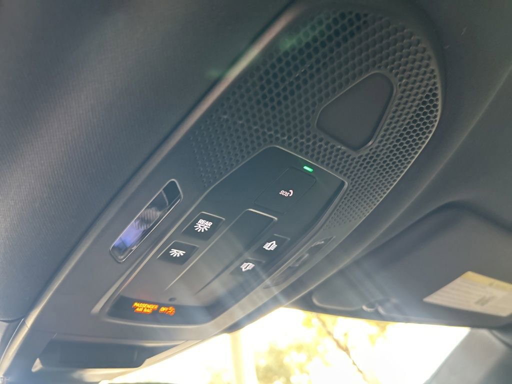 Used 2025 Porsche Cayenne S image 47