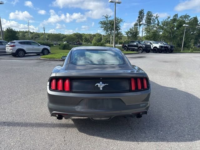 Used 2017 Ford Mustang Coupe RWD image 5