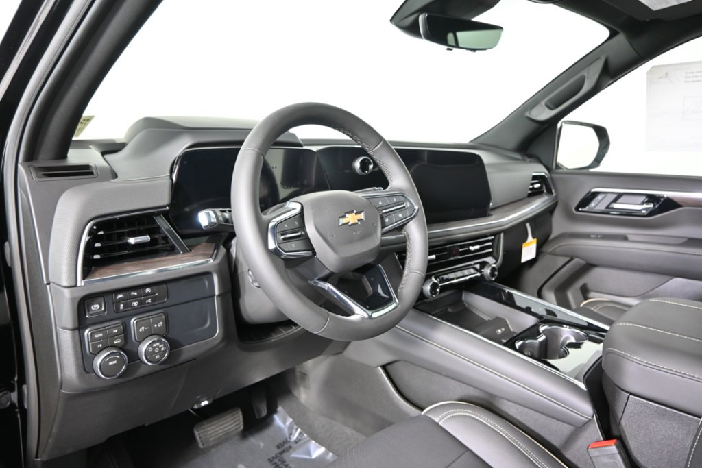 New 2026 Chevrolet Suburban Premier image 26