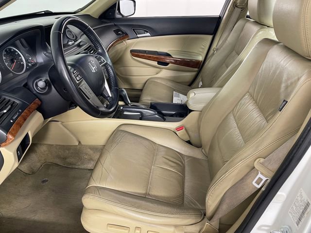 Used 2011 Honda Accord EX-L image 2