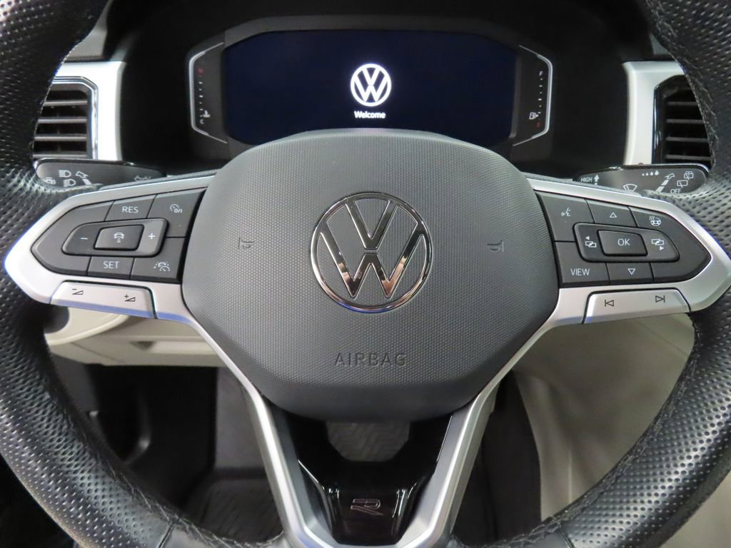 Used 2021 Volkswagen Atlas SEL R-Line AWD/4WD image 47