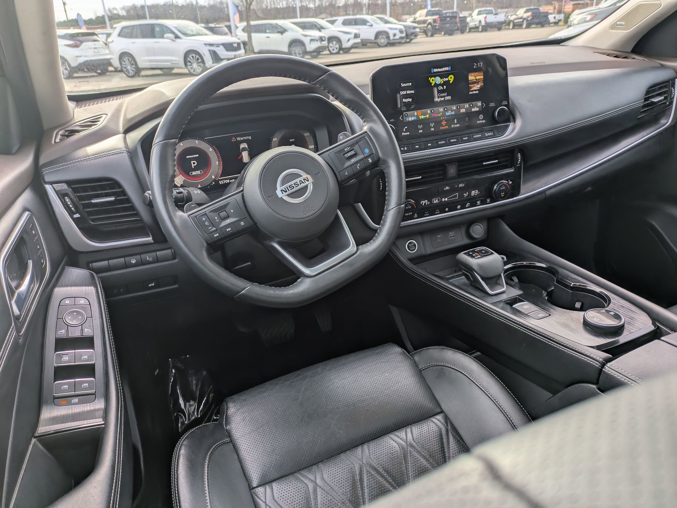 Used 2021 Nissan Rogue Platinum image 29