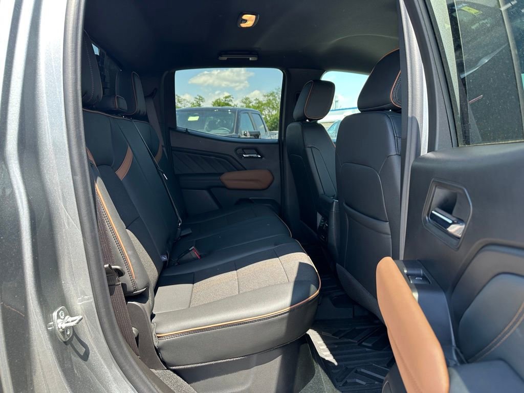 Certified 2025 GMC Canyon AT4 w/ Nightfall Edition AWD/4WD image 12