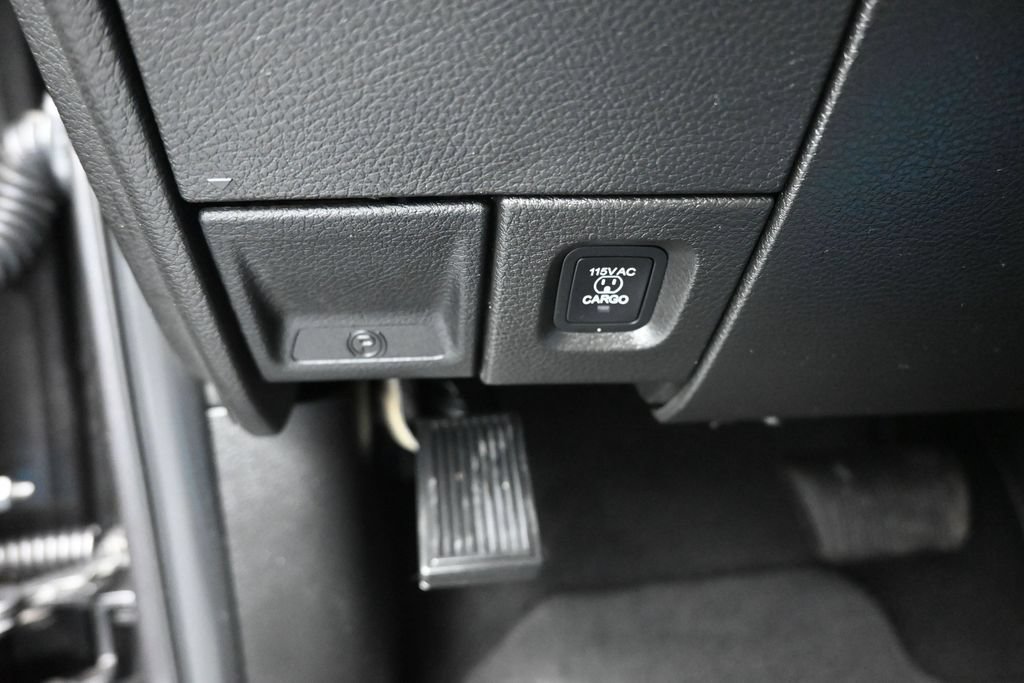 Used 2025 RAM 3500 Tradesman AWD/4WD image 29