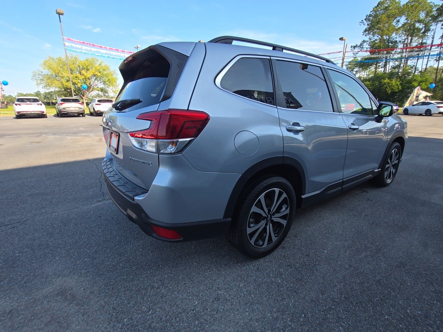 Used 2020 Subaru Forester Limited w/ Popular Package #3 AWD/4WD image 6
