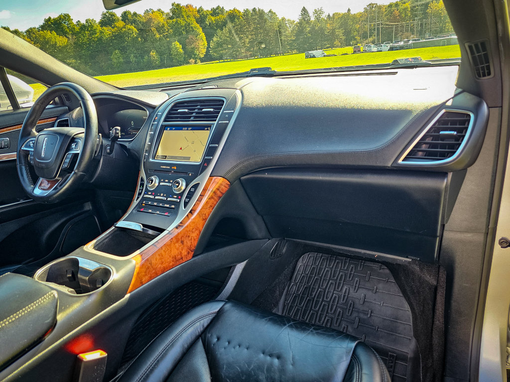 Used 2019 Lincoln Nautilus Select AWD/4WD image 41