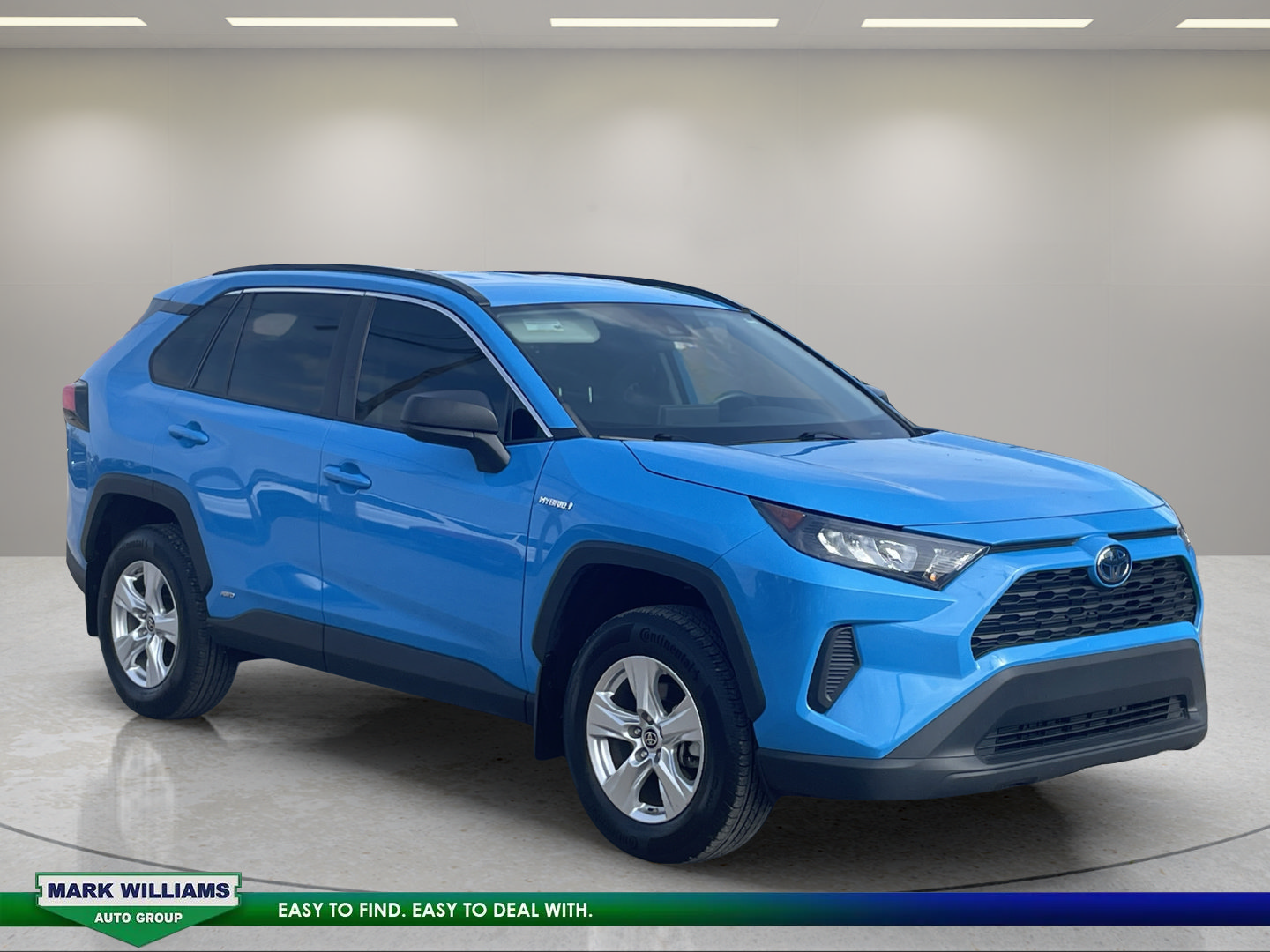 Used 2021 Toyota RAV4 LE AWD/4WD video 1