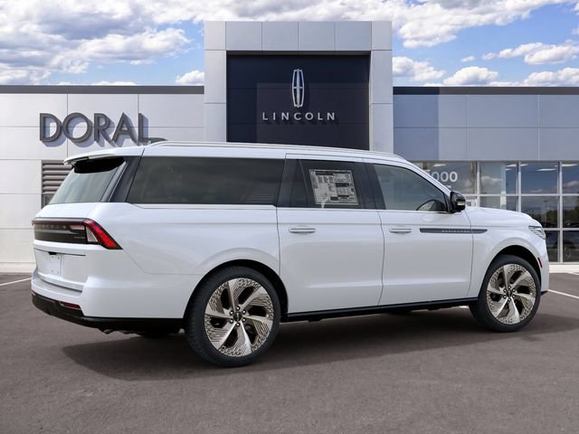 New 2027 Lincoln Navigator L Black Label AWD/4WD image 16