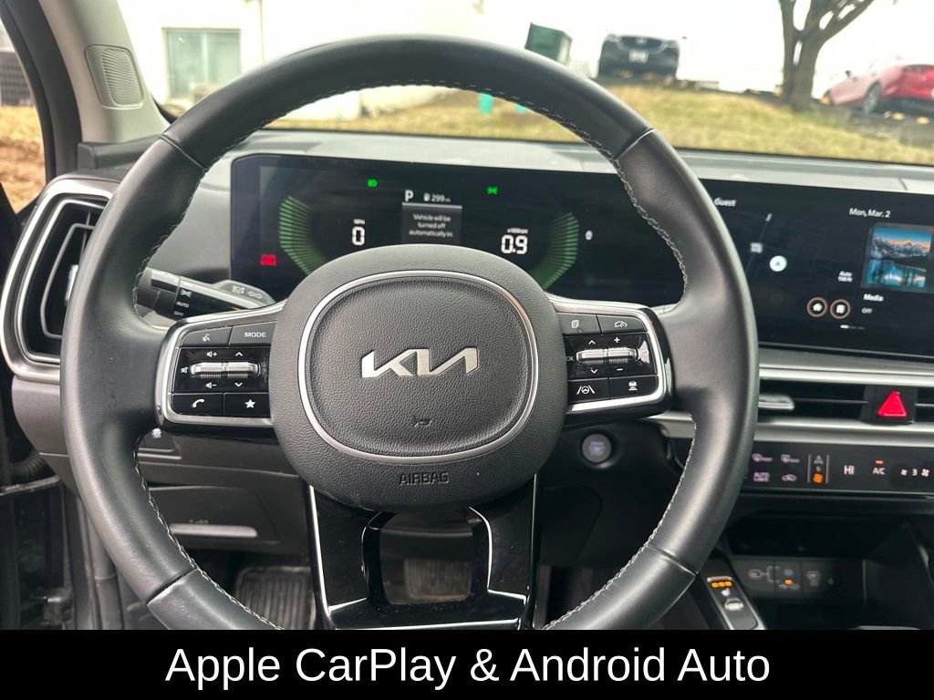 Used 2024 Kia Sorento S image 15