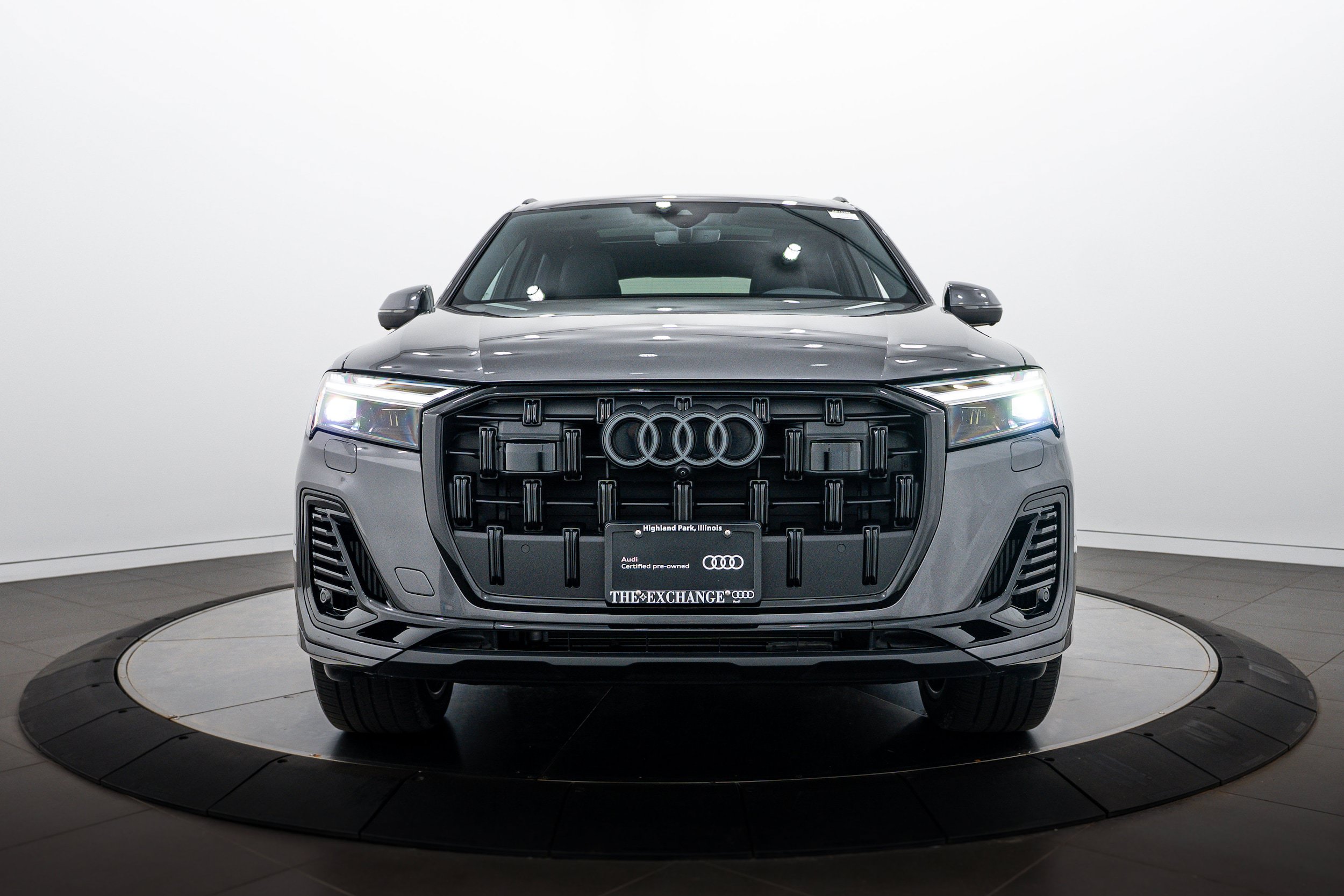 Certified 2025 Audi Q7 3.0T Premium Plus w/ Premium Plus Package AWD/4WD image 24