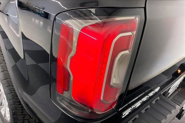 Used 2018 GMC Sierra 1500 SLT AWD/4WD image 29