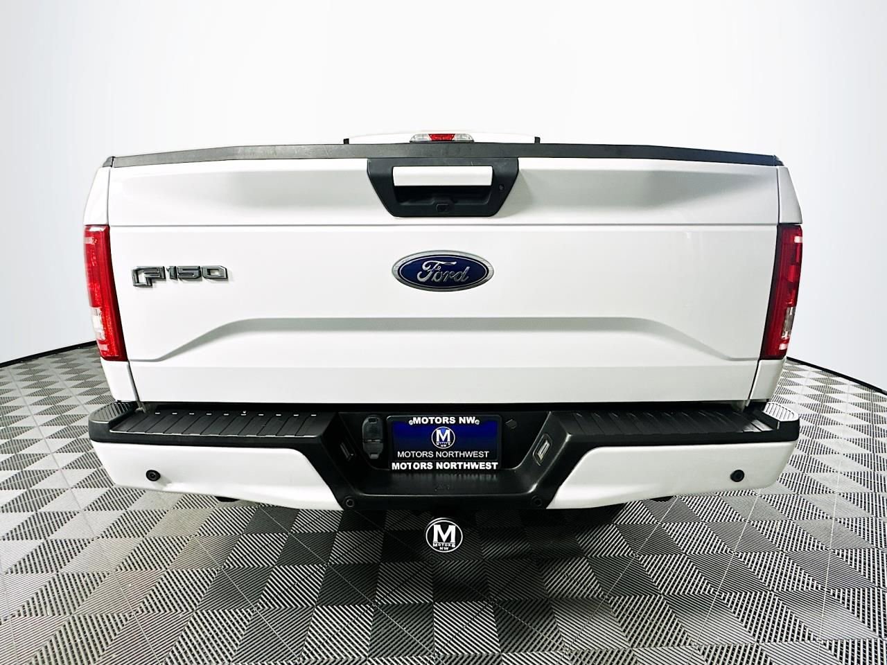 Used 2016 Ford F150 XLT w/ Equipment Group 302A Luxury image 16