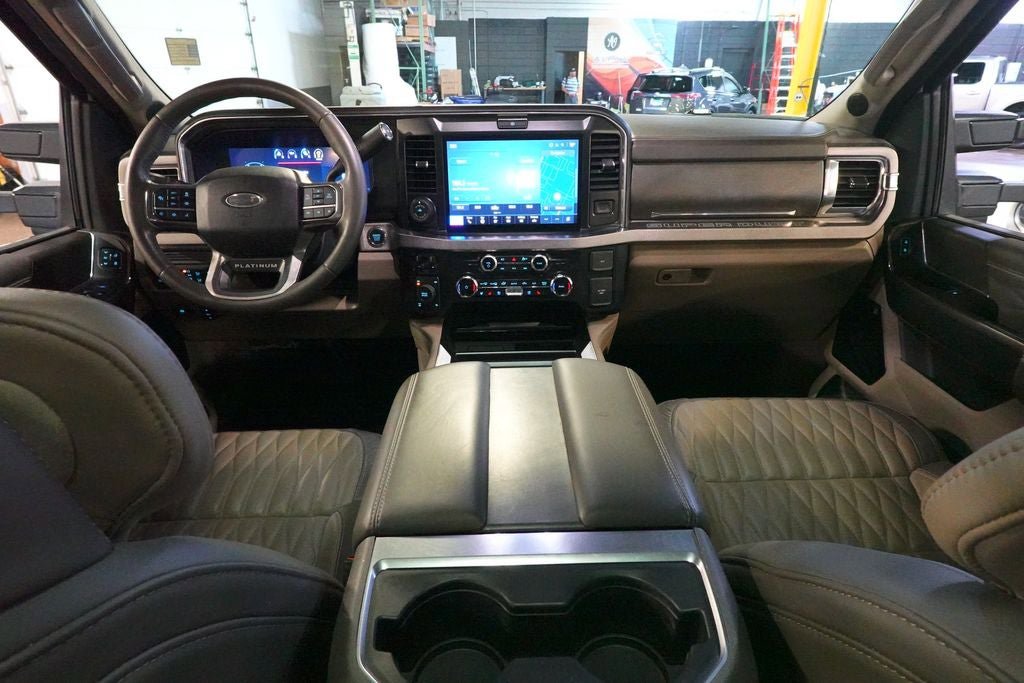 Certified 2025 Ford F350 Platinum w/ Platinum Plus Package AWD/4WD image 11