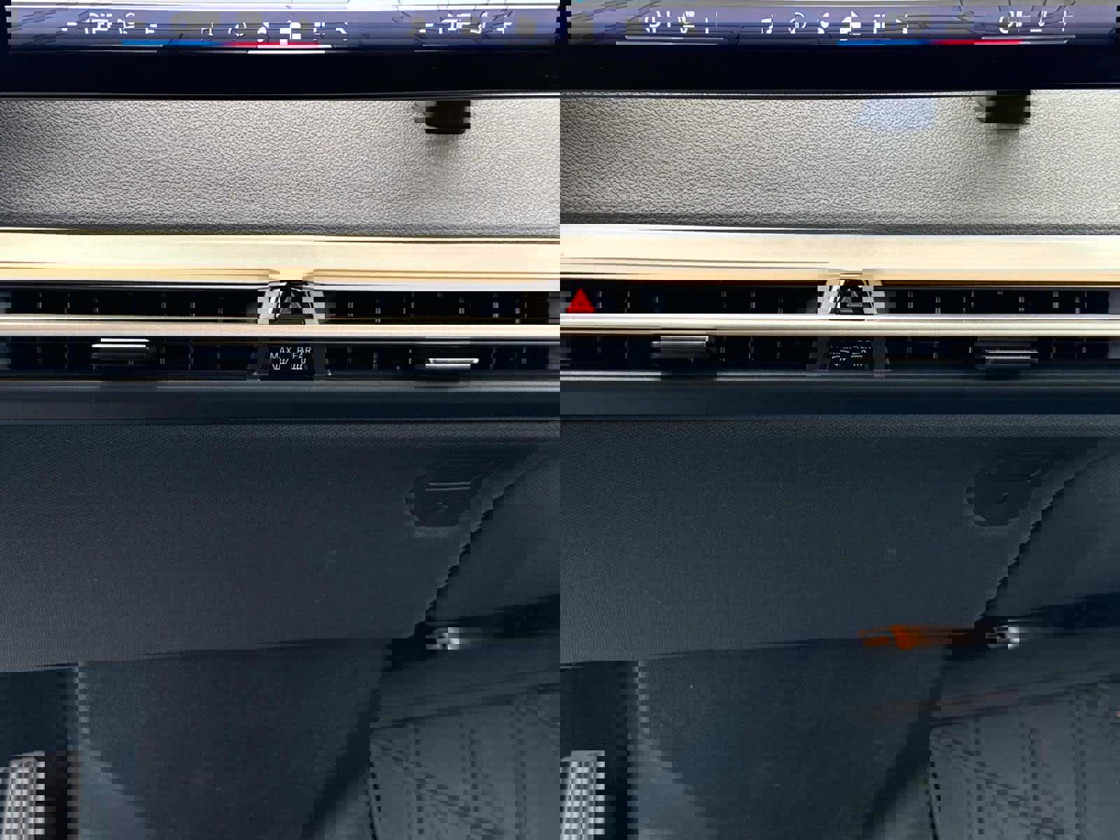 Certified 2025 BMW iX xDrive50 w/ Sport Package image 21