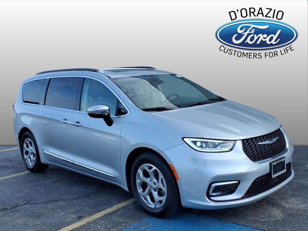 Used 2023 Chrysler Pacifica Limited