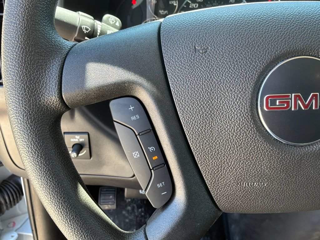 New 2026 GMC Savana 2500 Extended w/ Safety Package RWD image 18