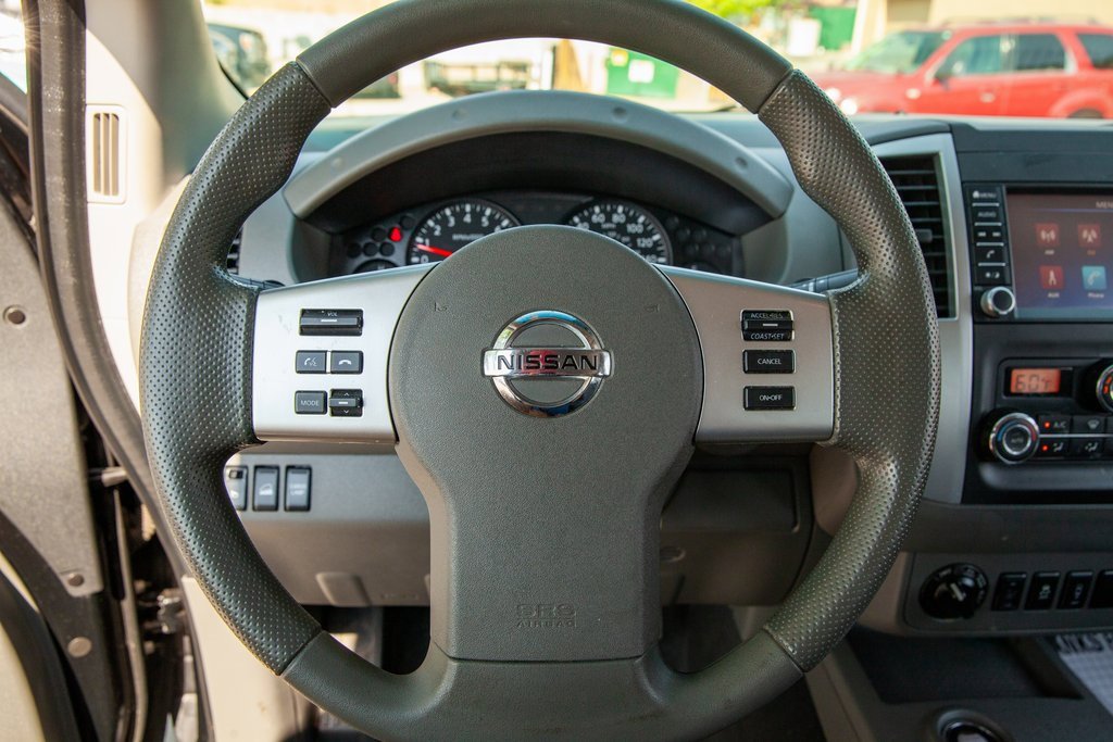 Used 2021 Nissan Frontier SV image 17