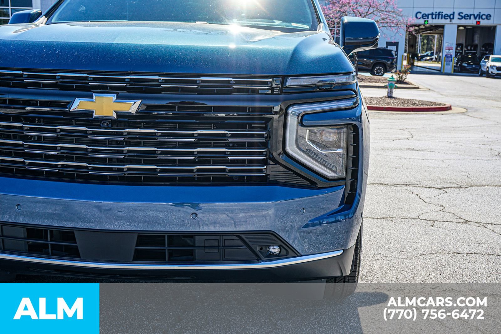 Used 2025 Chevrolet Suburban High Country image 18