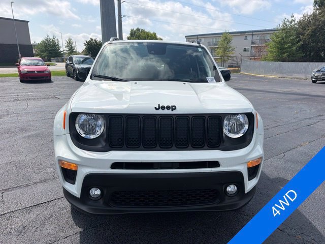 Used 2023 Jeep Renegade Altitude AWD/4WD image 2
