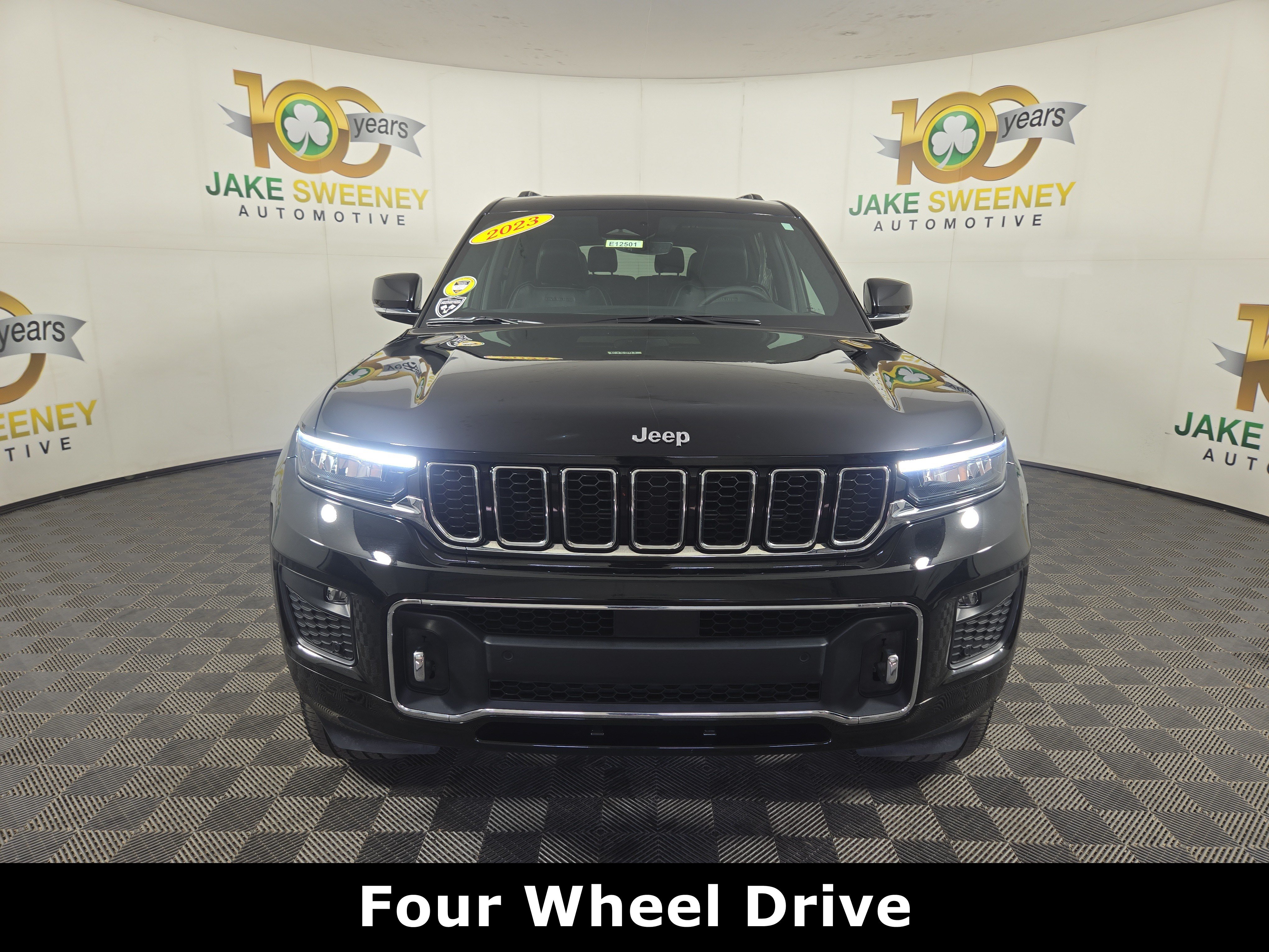 Used 2023 Jeep Grand Cherokee L Overland AWD/4WD image 3