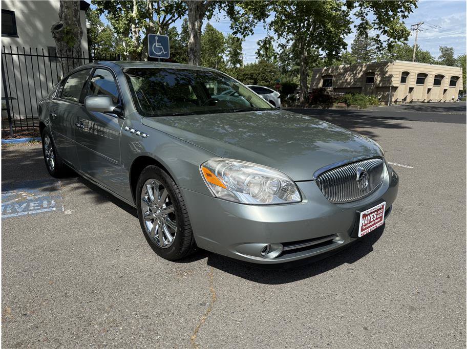 Used 2007 Buick Lucerne CXS w/ Driver Confidence Package FWD image 1