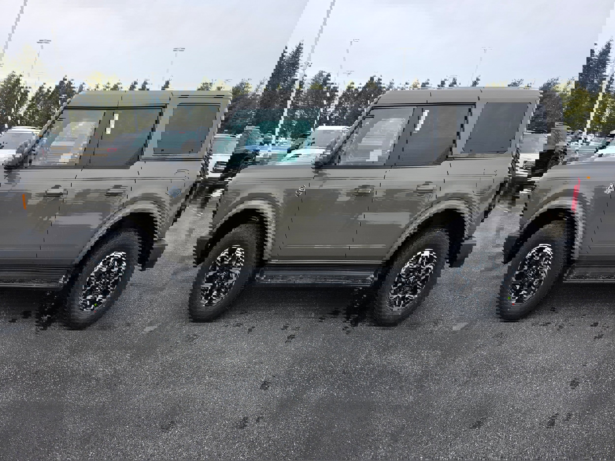 New 2025 Ford Bronco Outer Banks video 2