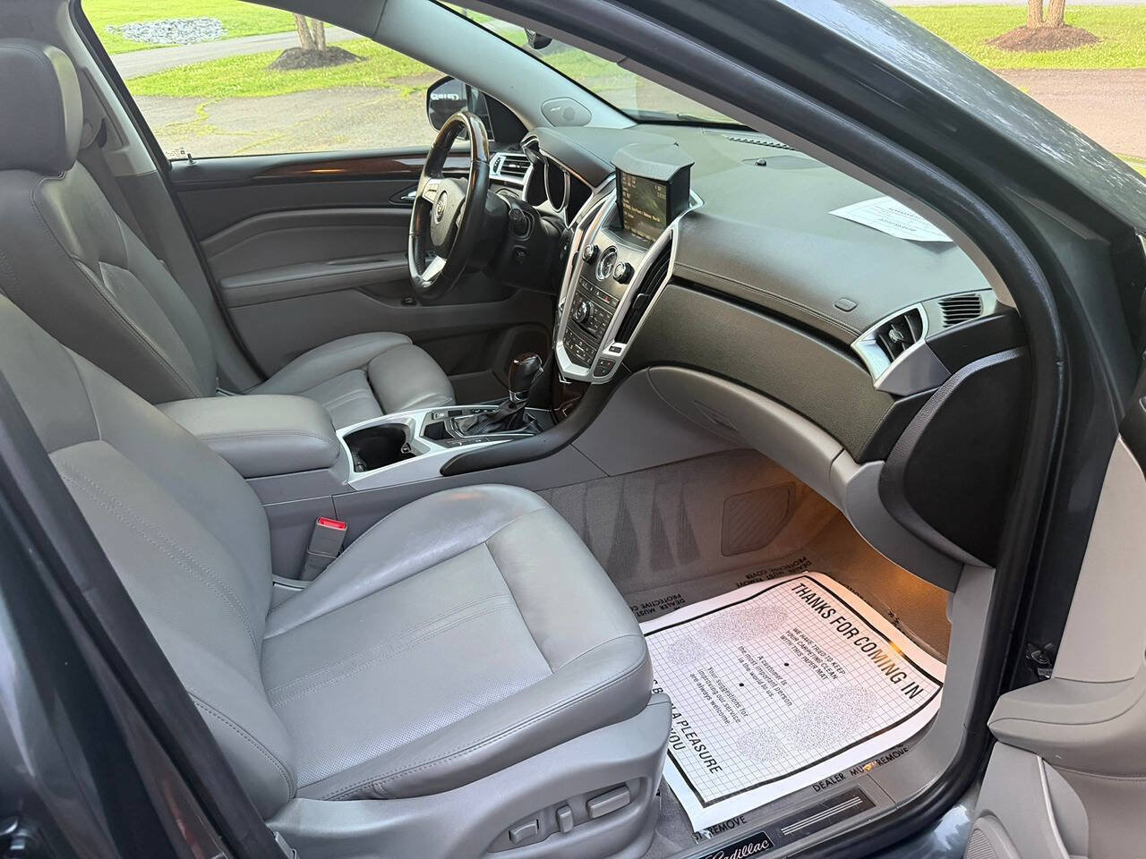 Used 2011 Cadillac SRX Luxury FWD image 24
