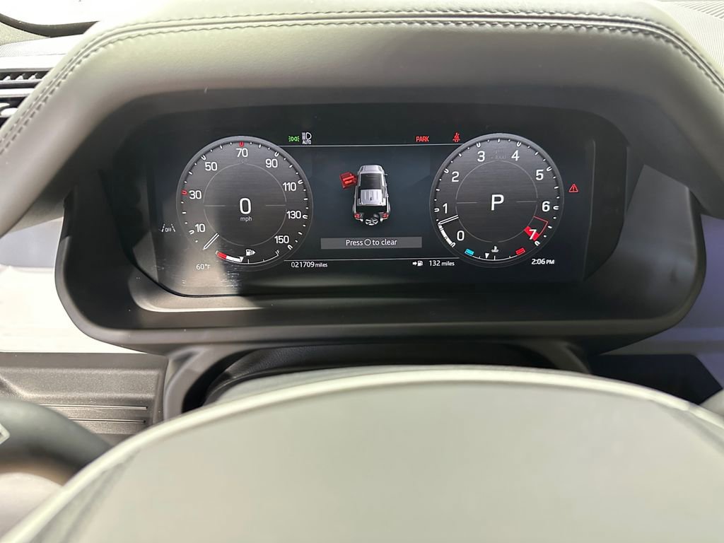 Used 2024 Land Rover Defender 110 SE AWD/4WD image 23