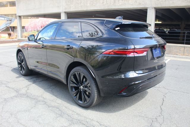 New 2026 Jaguar F-PACE R-Dynamic S image 11