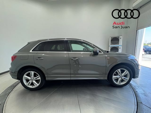 Used 2020 Audi Q3 2.0T Premium w/ Convenience Package AWD/4WD image 11