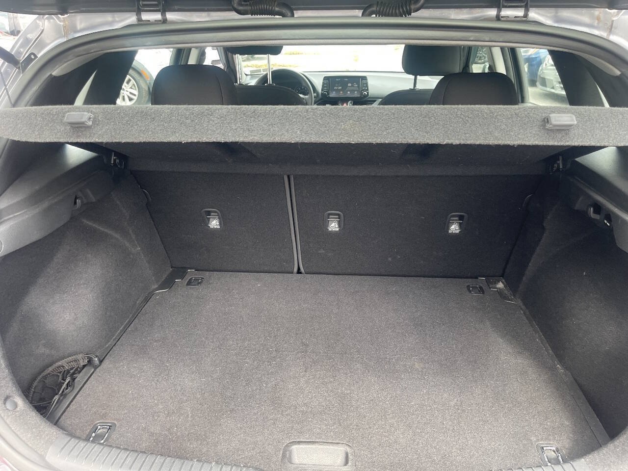 Used 2018 Hyundai Elantra GT FWD image 18