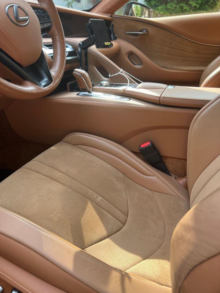 Used 2021 Lexus LC 500 Coupe w/ Performance Package RWD image 25