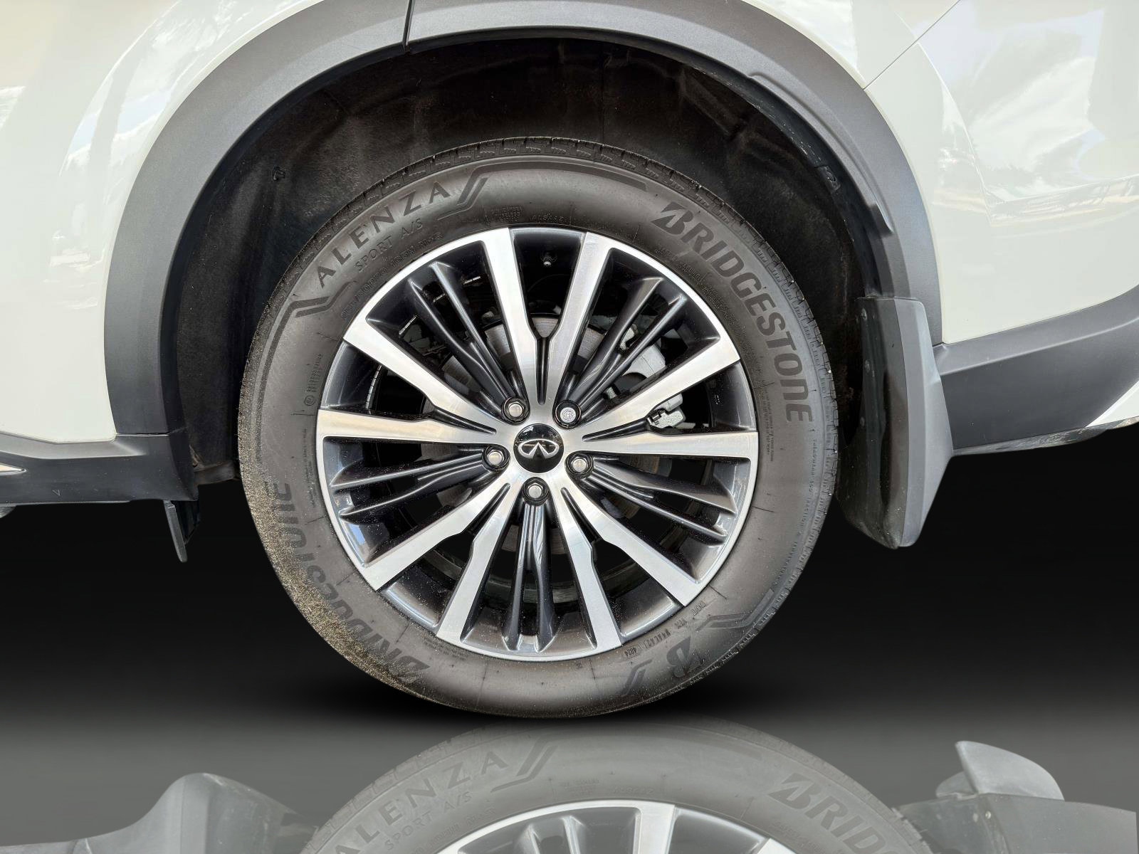 Used 2025 INFINITI QX60 Autograph image 12