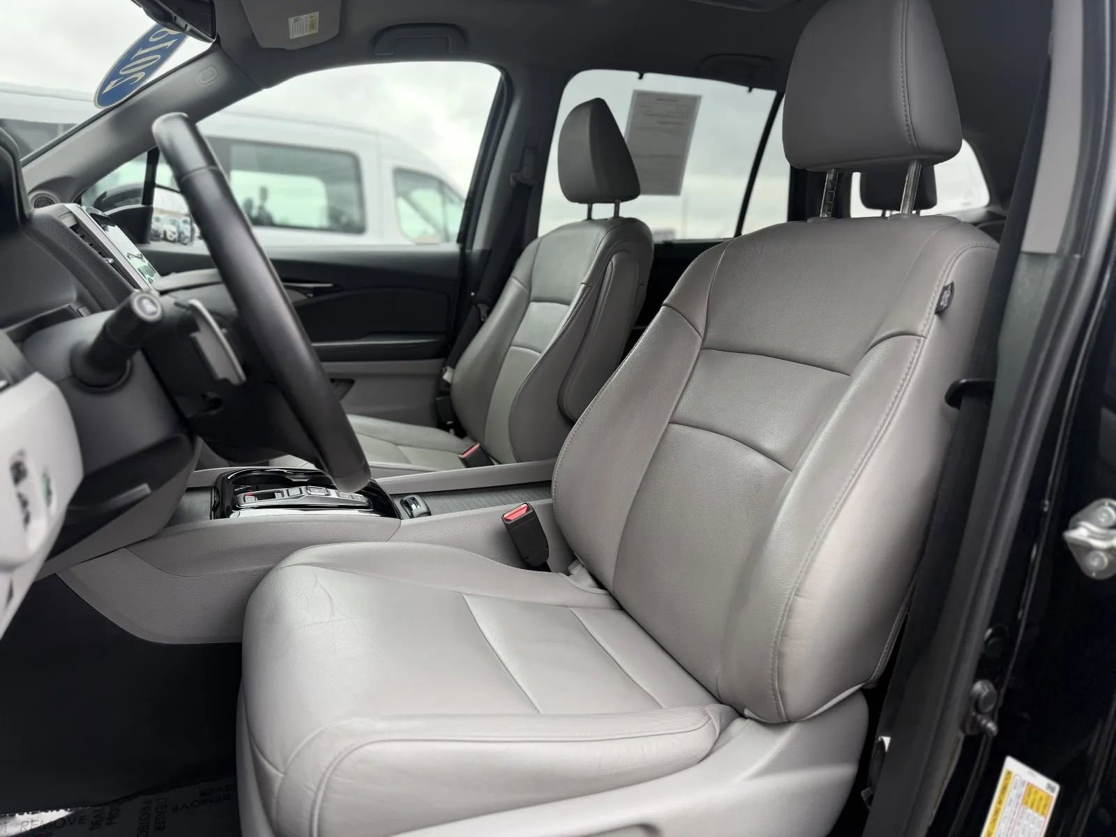 Used 2018 Honda Pilot Touring image 14