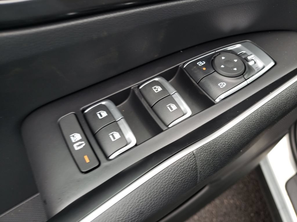 New 2026 Kia Sorento LX FWD image 16