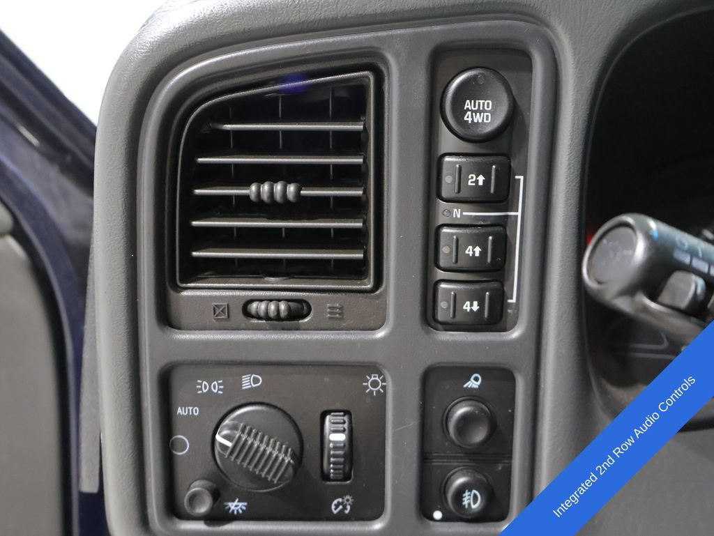 Used 2004 Chevrolet Avalanche 4x4 w/ Preferred Equipment Group image 8