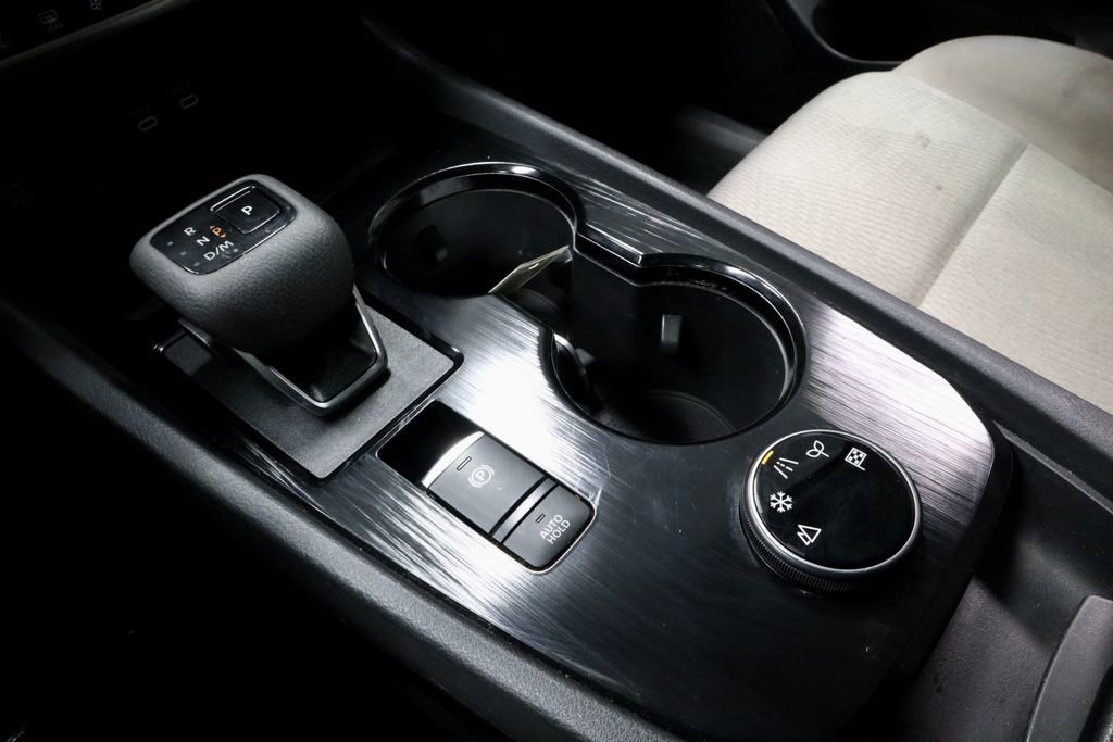 Certified 2025 Nissan Rogue SV AWD/4WD image 28