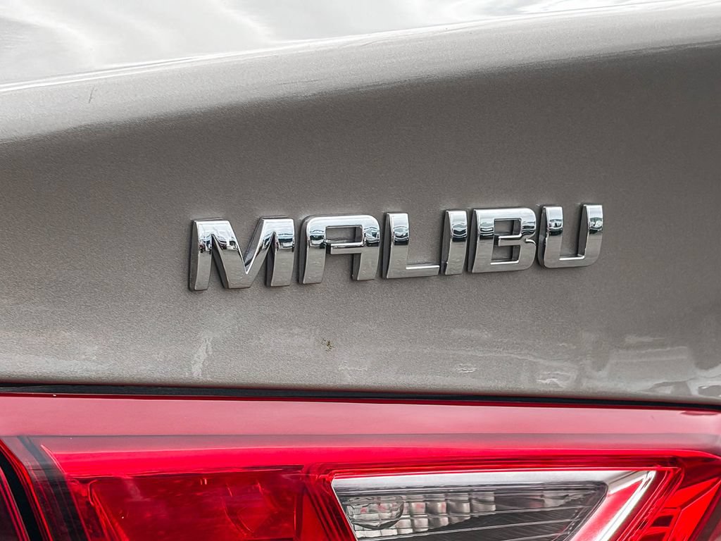 Used 2025 Chevrolet Malibu LT FWD image 10