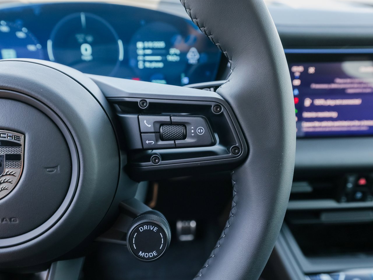 New 2025 Porsche Macan Turbo Electric image 16