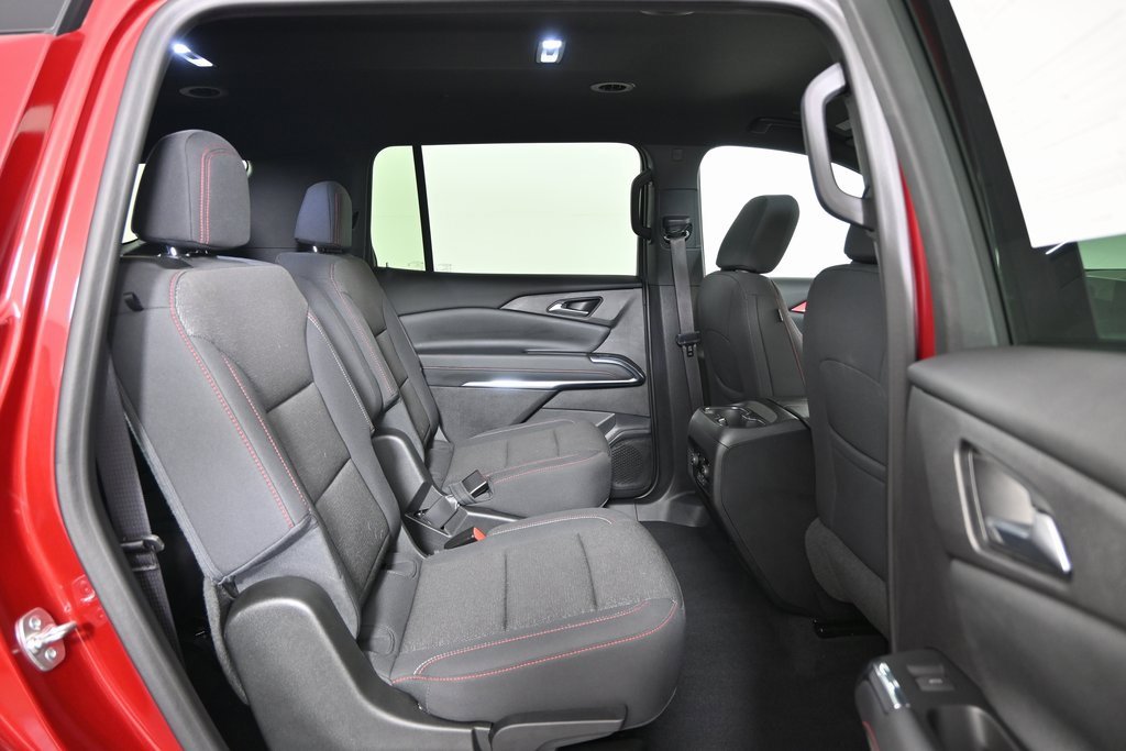 Used 2024 Chevrolet Traverse Z71 image 15