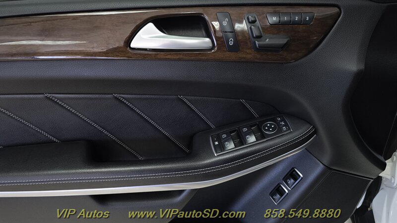 Used 2013 Mercedes-Benz GL 450 4MATIC image 34