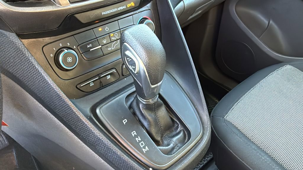 Used 2020 Ford Transit Connect XL image 17