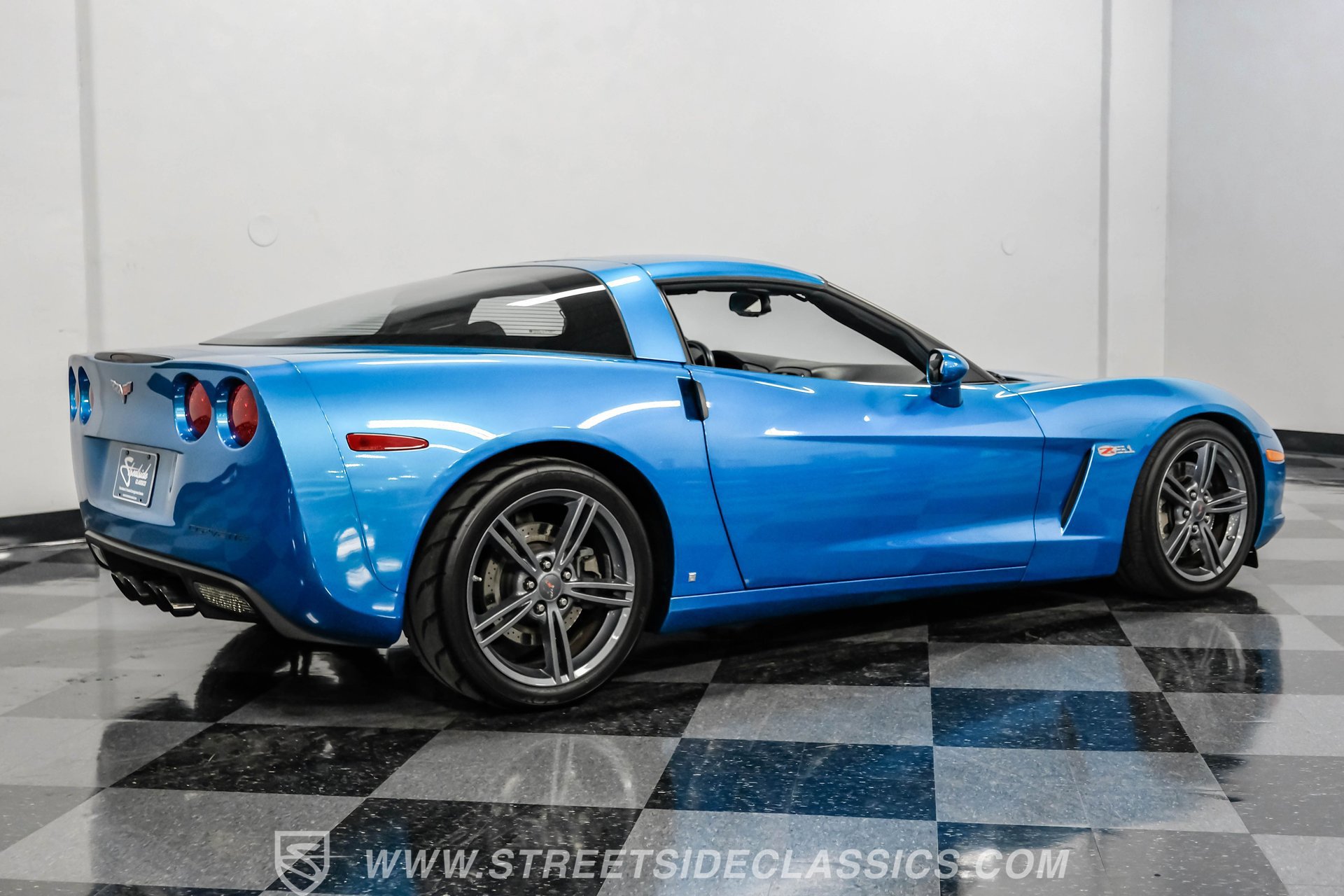 Used 2008 Chevrolet Corvette Coupe w/ Z51 Performance Package image 12