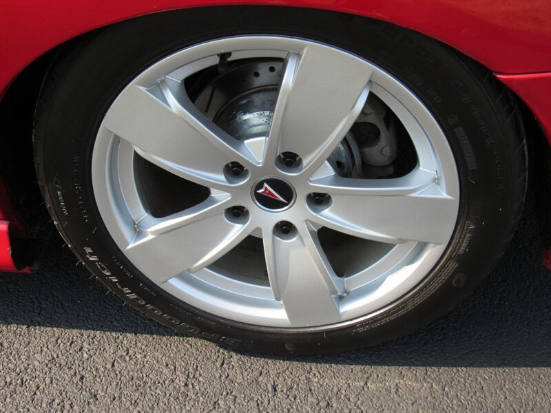 Used 2004 Pontiac GTO RWD image 10