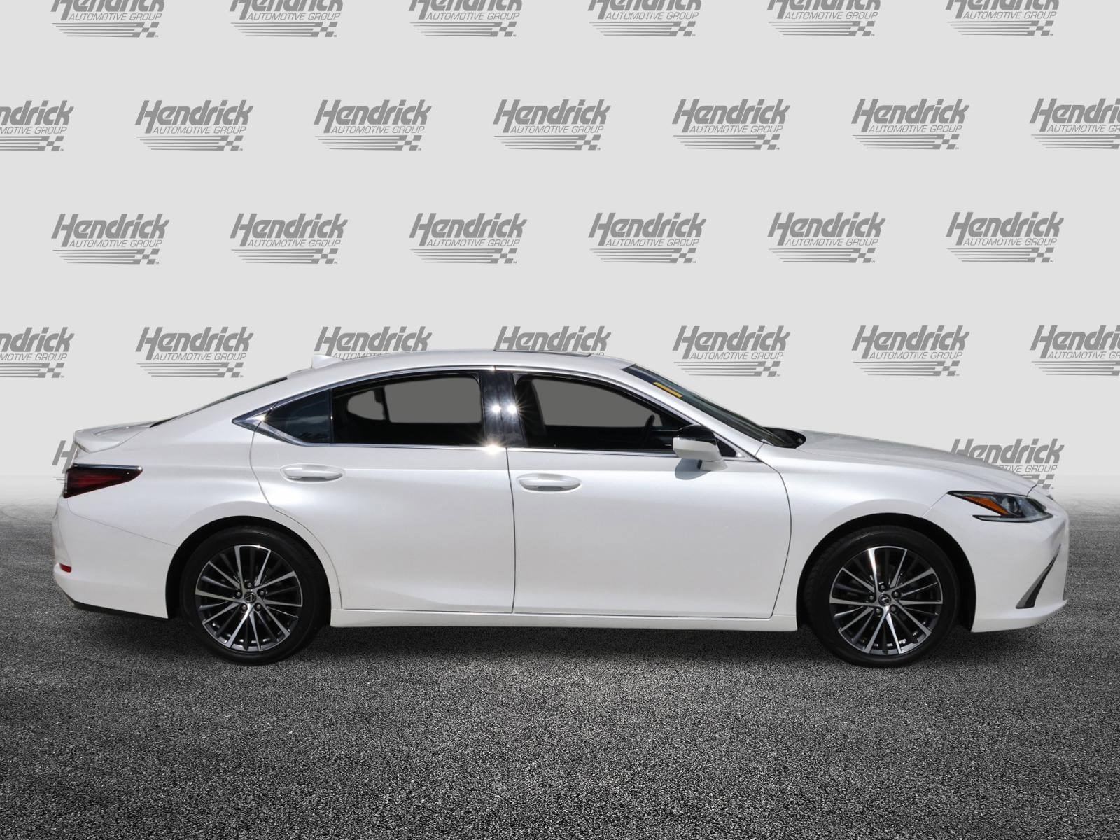 Used 2023 Lexus ES 350 w/ Premium Package image 10