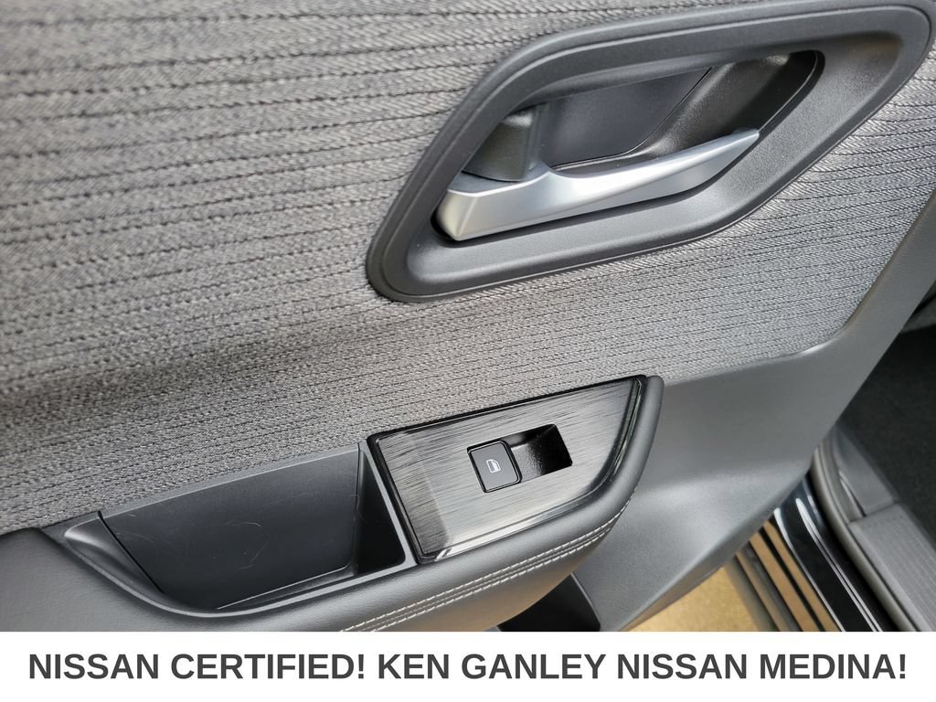 Certified 2021 Nissan Rogue SV AWD/4WD image 40
